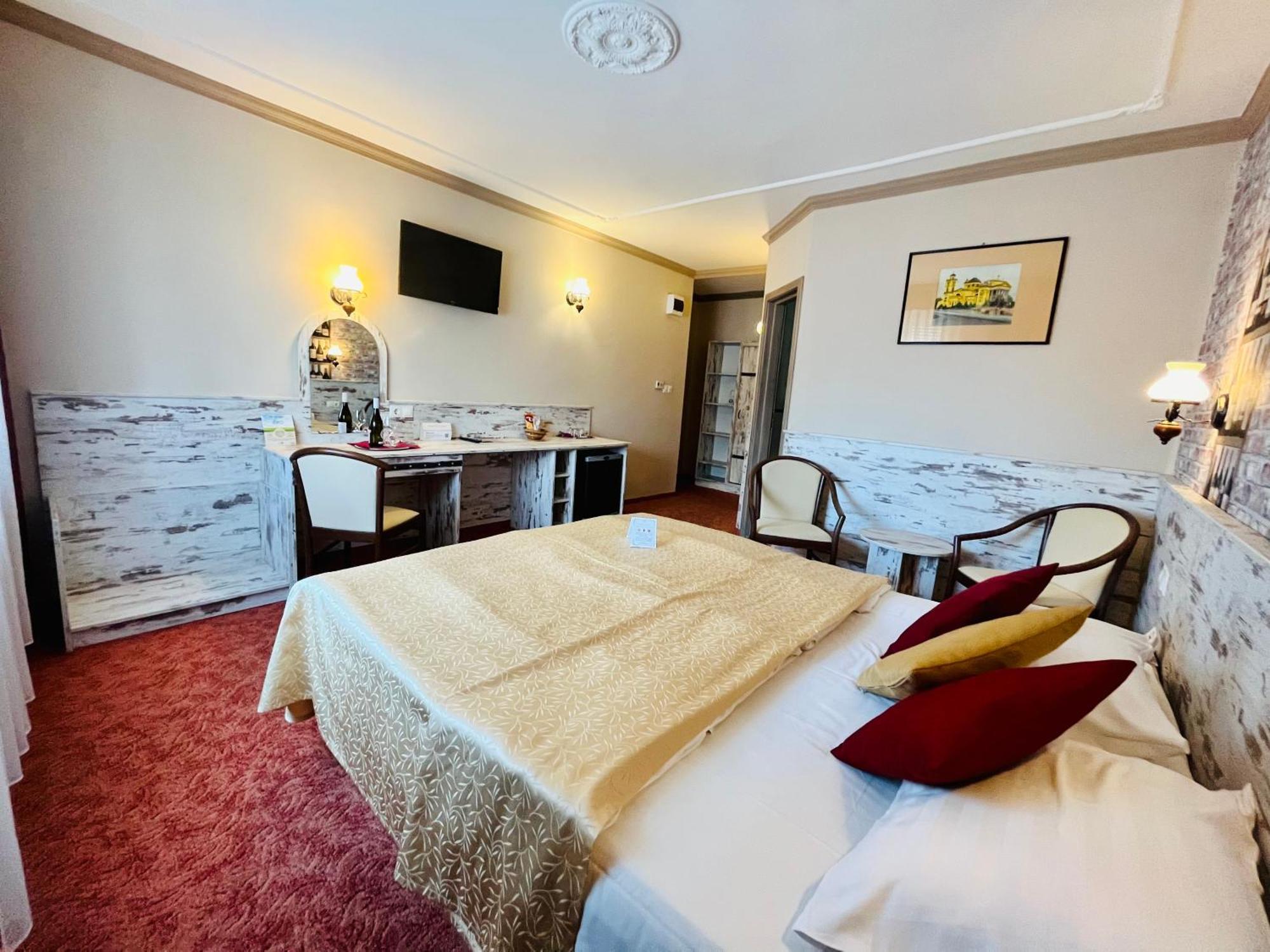 Hotel Korona Wellness, Rendezveny Es Borszalloda Eger Ruang foto